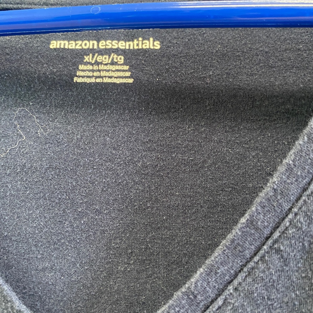 Amazon essentials woman tshirt